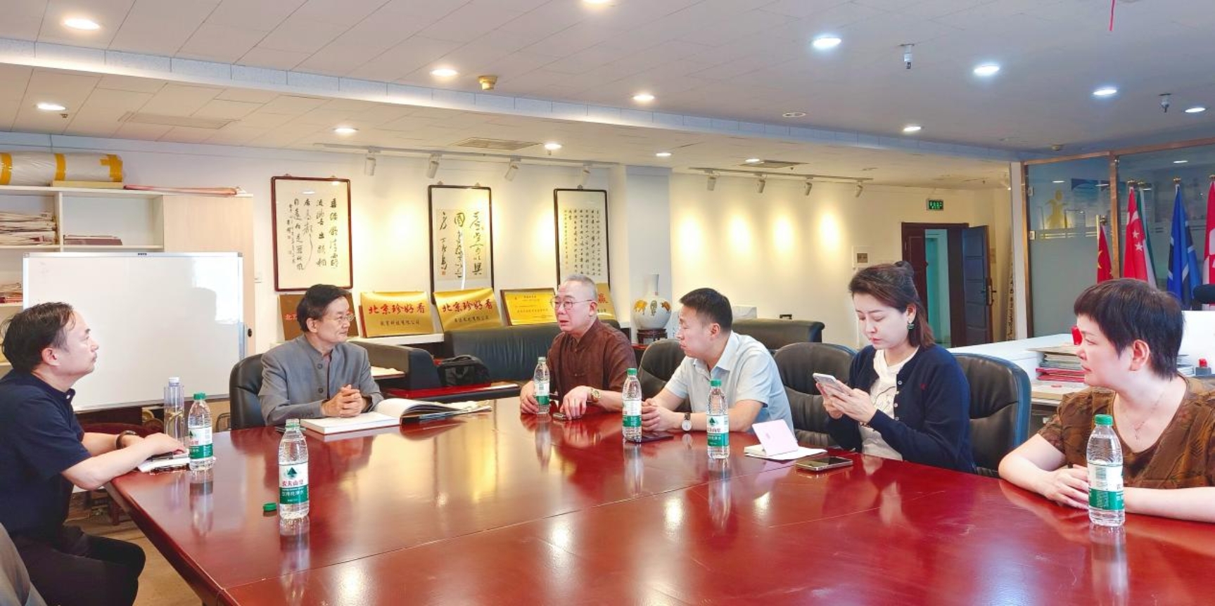 b9f85e05ed37d26878c9a43f99f1d7fc